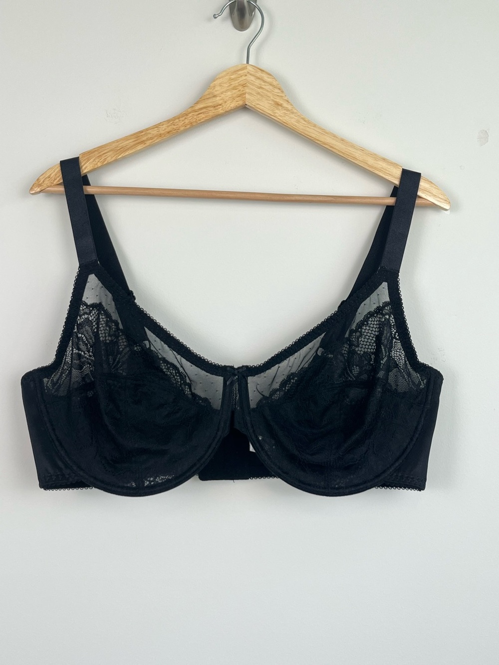Shecurve black sheer lace & mesh underwire adjustable strap bra, size 42E.
